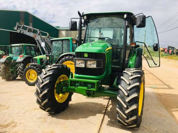 John Deere 5100R, foto 4