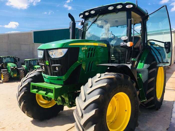 John Deere 6110R, foto 3