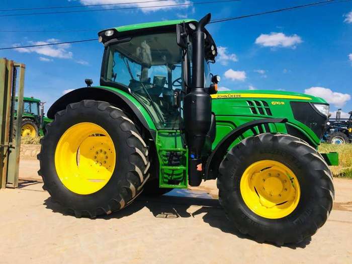 John Deere 6110R, foto 6