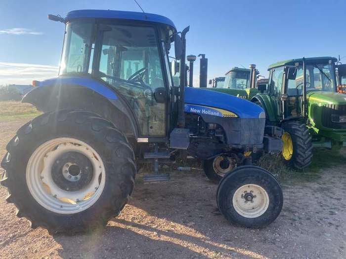 New Holland TD5050, foto 2