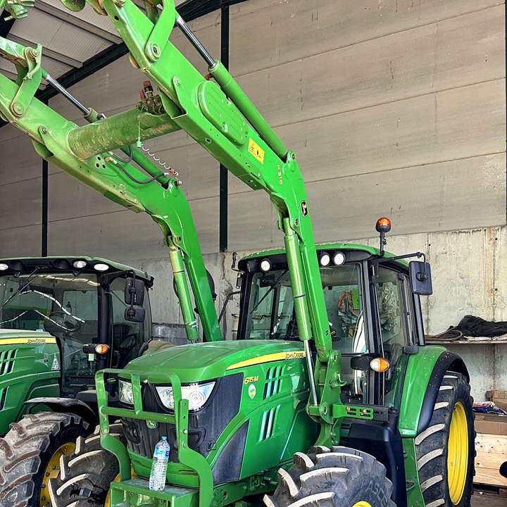 John Deere 6115M