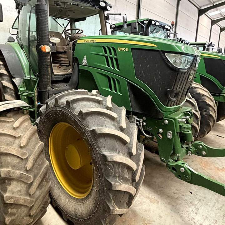 John Deere 6190R